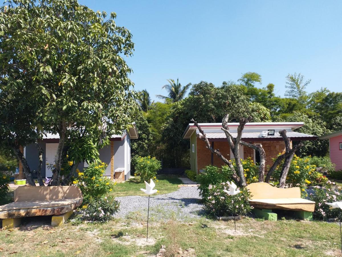Baan Hin Sai Suay Hotel Nong Sarai Luaran gambar